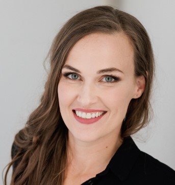 Emily Davis review